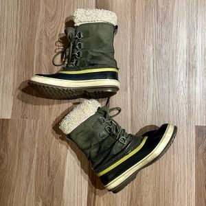 Sorel women’s size 9 lightly worn
